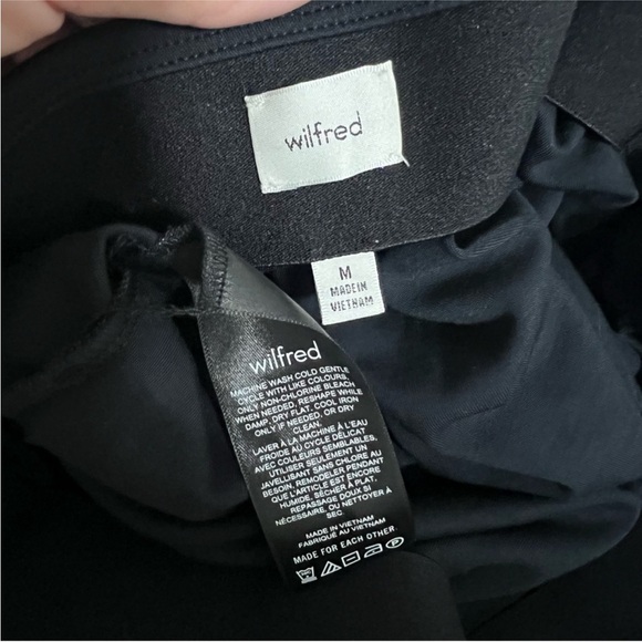 Aritzia Wilfred Saturn Black Midi Wrap Skirt Sz M - Picture 6 of 7